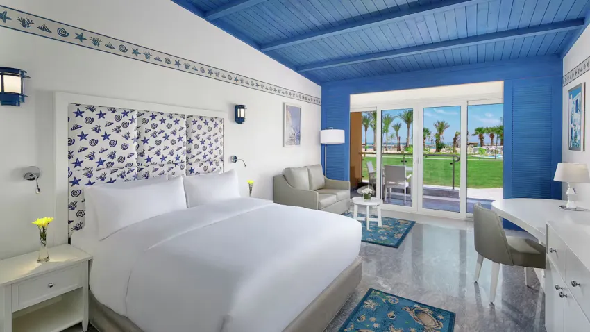Hilton Plaza 5*-4