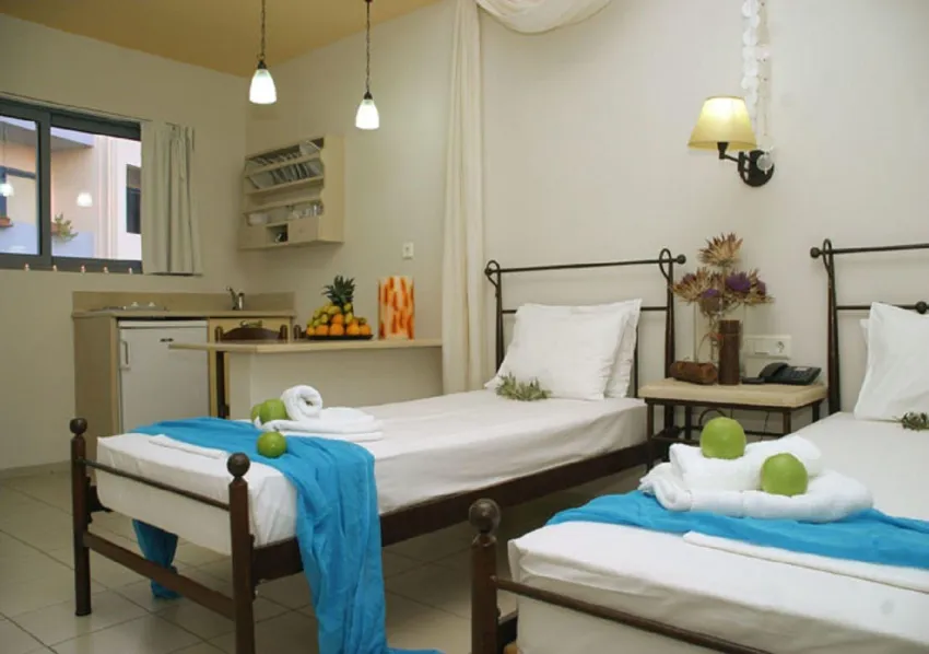 Golden Bay Aparthotel 2*-12
