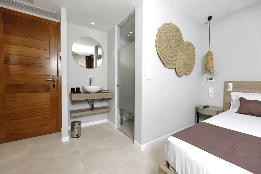 Eques Petit Resort 4*-10
