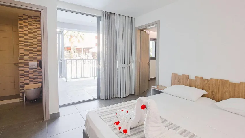 Pollis Hotel 4*-10