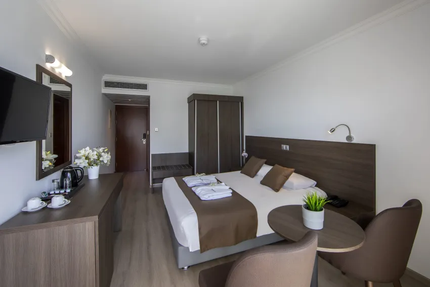 Kapetanios Limassol Hotel 3*-14