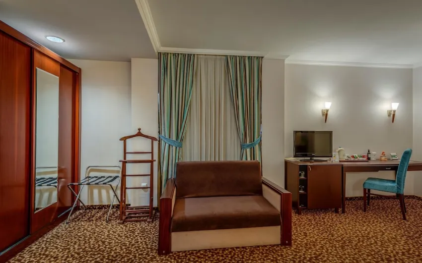 Best Western Plus Khan 4*-36