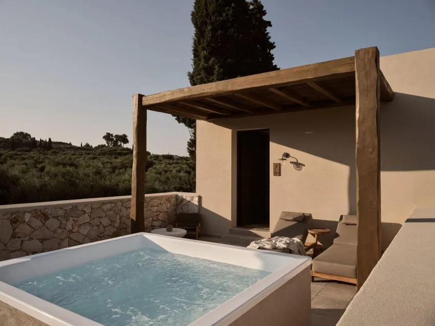 Pierros Verde Private Suites 5*-7