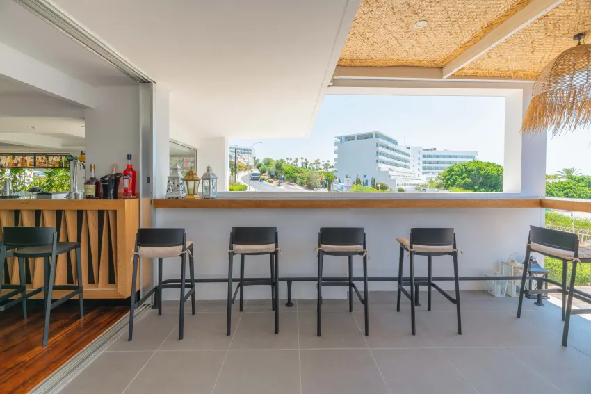 Napa Mermaid Hotel & Suites 4*-114