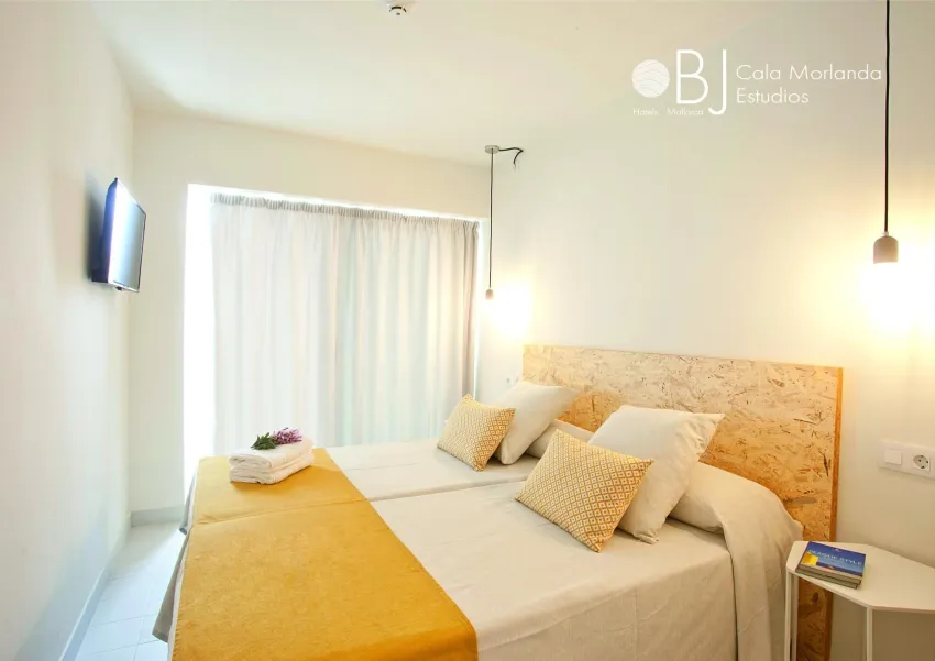 Cala Morlanda Estudios 3*-8