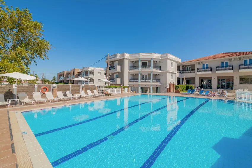 Karras Hotel 4*-9