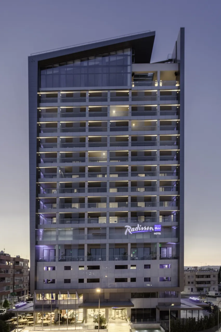 Radisson Blu Hotel Larnaca 5*-7
