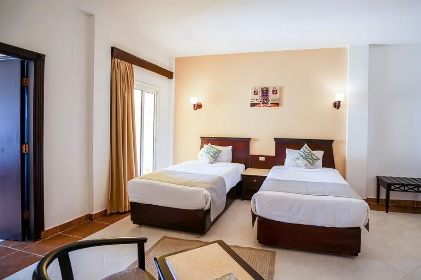 Blue Reef Resort 4*-7