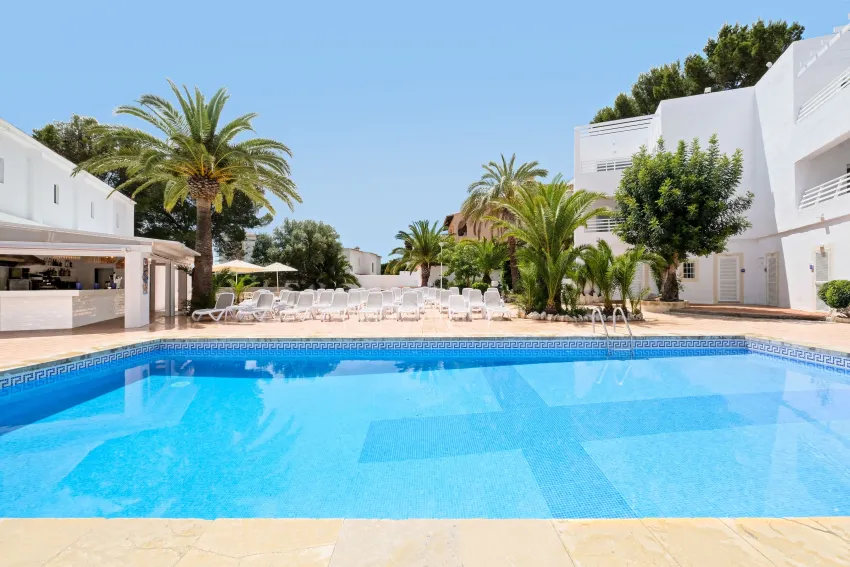 Azuline Palmanova Garden 3*-4