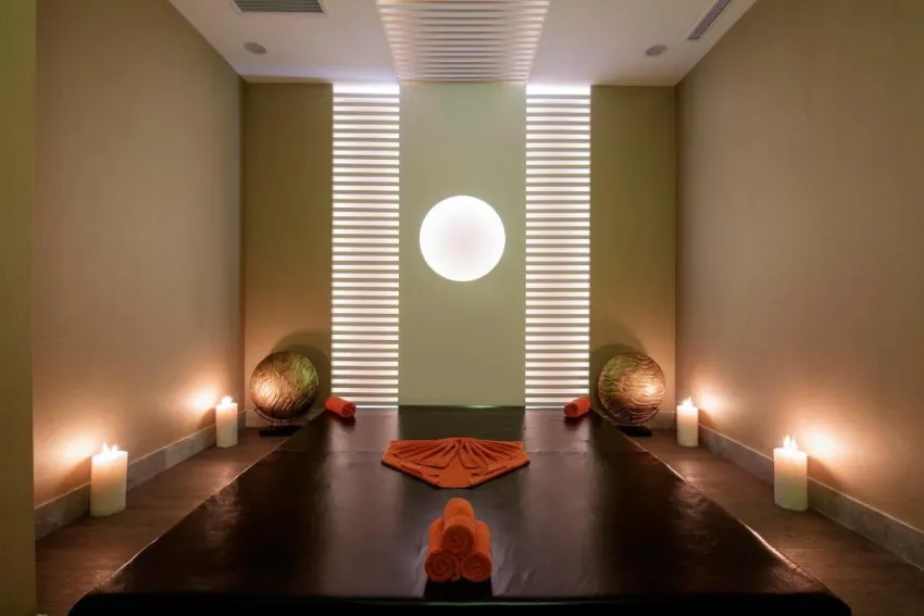 THE SENSE DELUXE HOTEL  5*-86