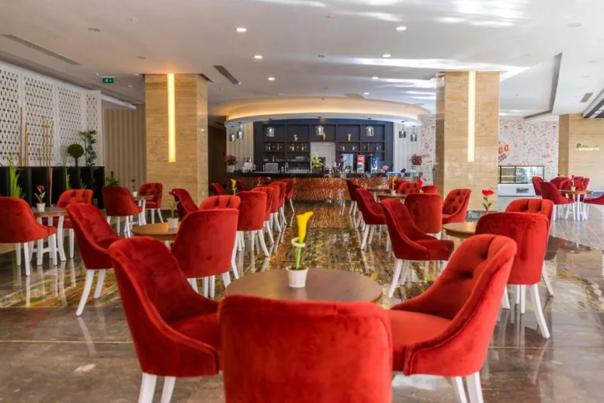 DREAM WORLD HILL  5*-10