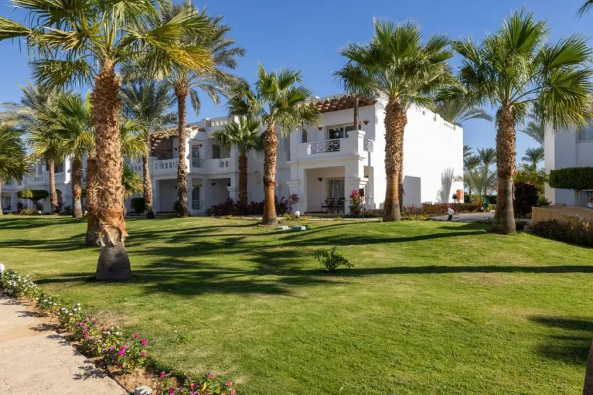 CONTINENTAL PLAZA RESORT & AQUAPARK  4*-8