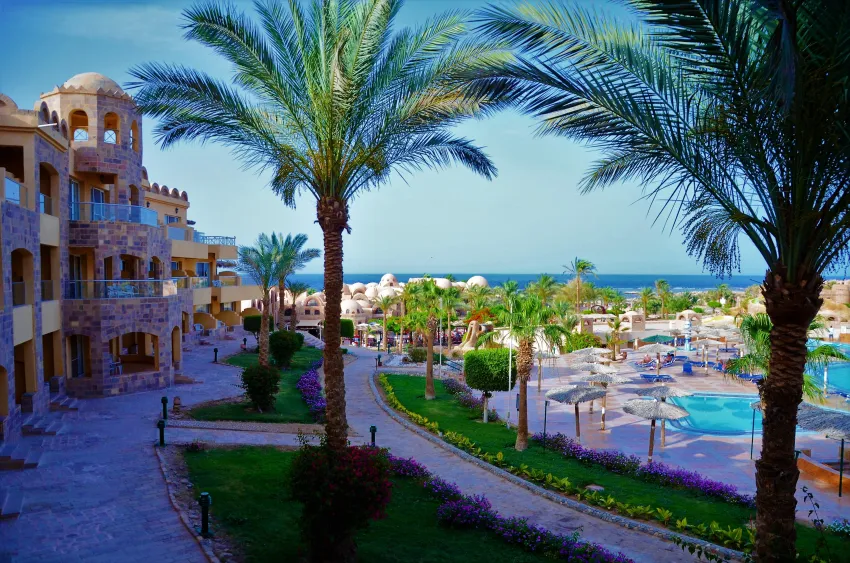 Utopia Beach Club 4*-7