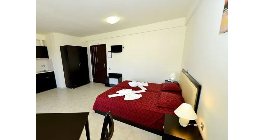 Golden Rose Suites 4*-18