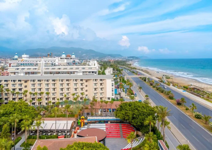 SUN HEAVEN QUEEN  4*-2