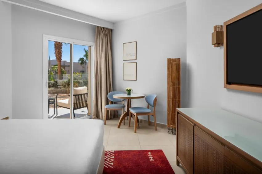 DOUBLETREE BY HILTON SHARM BAY RESORT BEACH SIDE  4*-139
