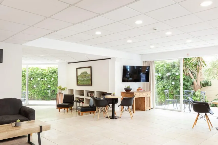 Majestic Rhodes 3*-9