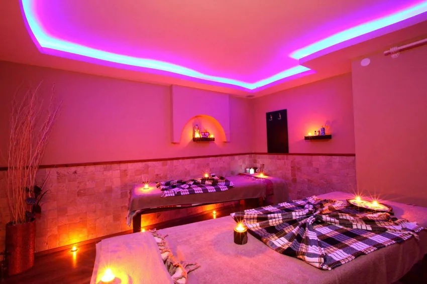 EFTALIA DOWNTOWN  4*-9