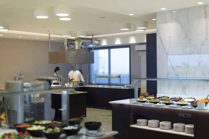 Atlantis Beach 5*-18