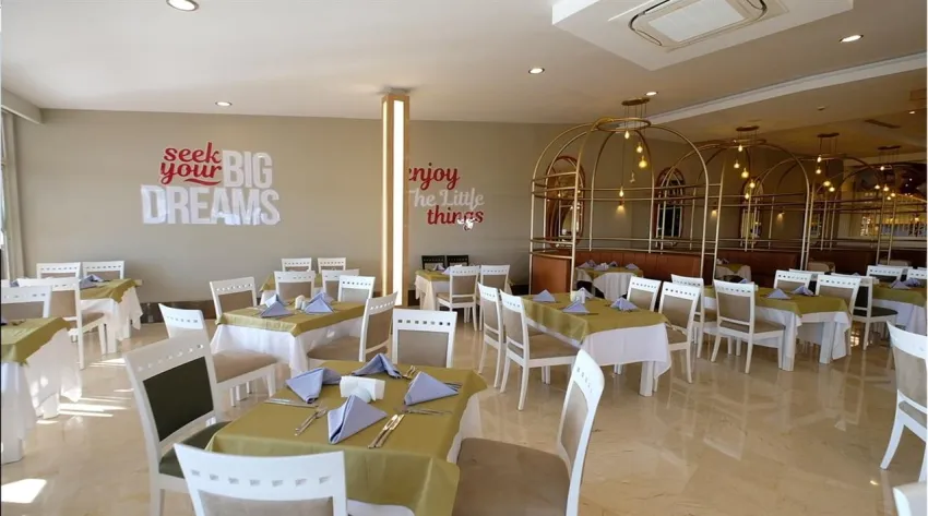 SEADEN SEA WORLD RESORT & SPA  5*-8