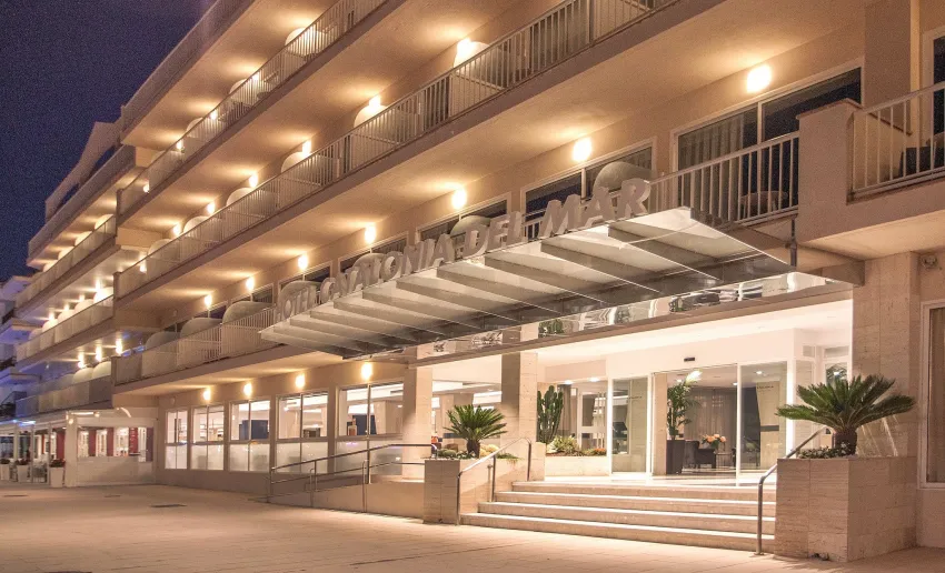 Catalonia del Mar 3*-37