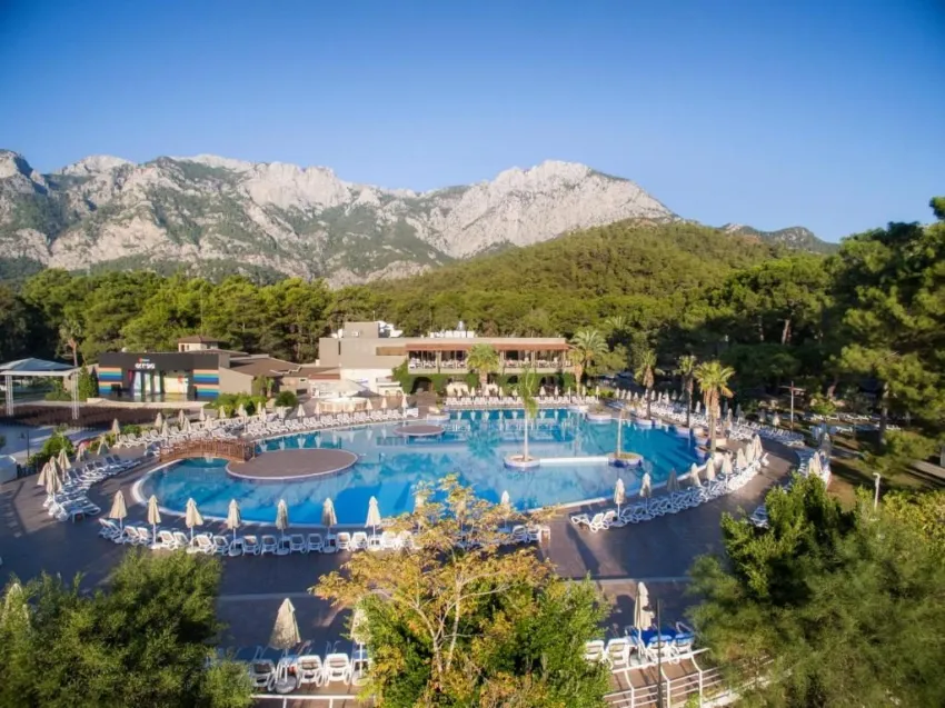 KIMEROS PARK HOLIDAY VILLAGE  5*-8