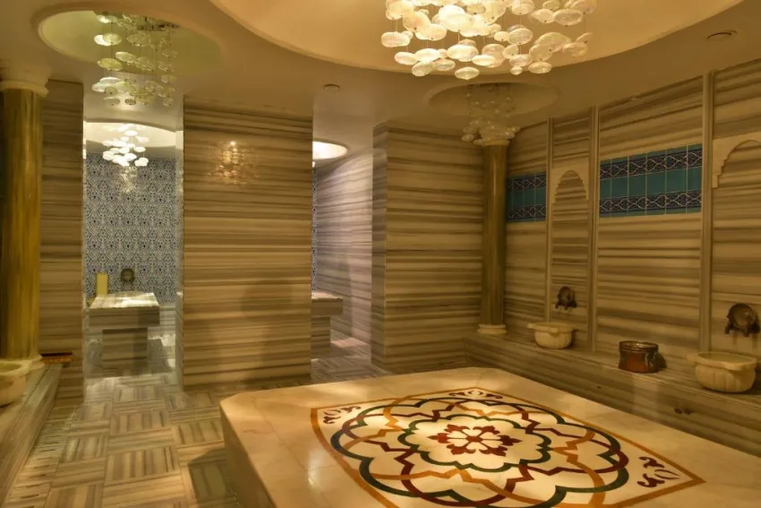 SIDE CROWN PALACE  5*-14