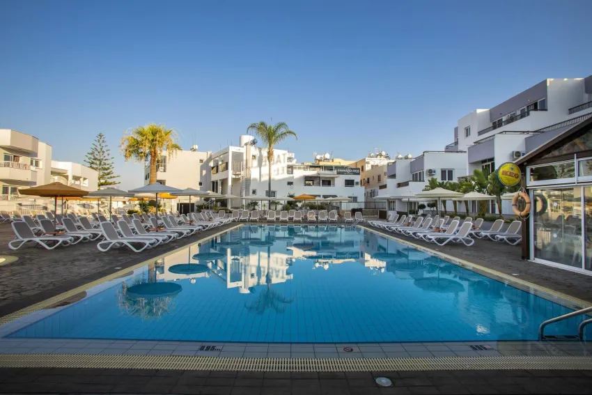 Christabelle Complex Hotel Apartments 4*-3