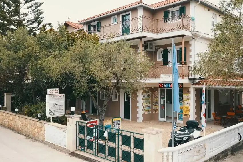 Herodotos Studios 3*-5