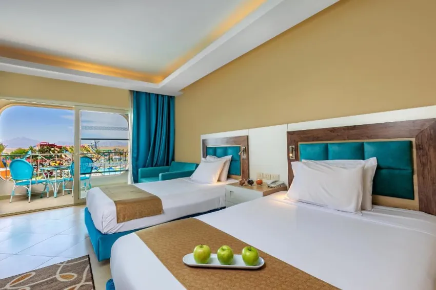 TITANIC RESORT & AQUAPARK  4*-18