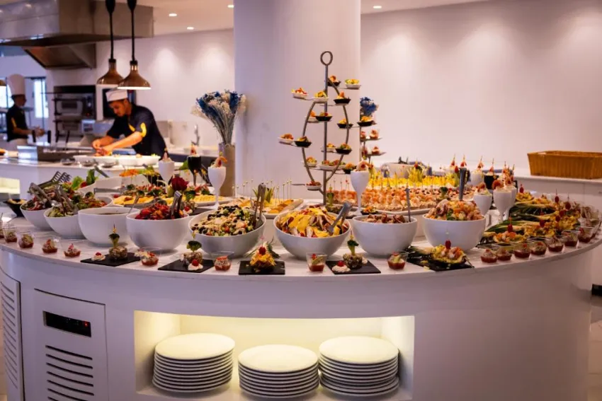 ROYAL TULIP TAJ SULTAN  5*-12