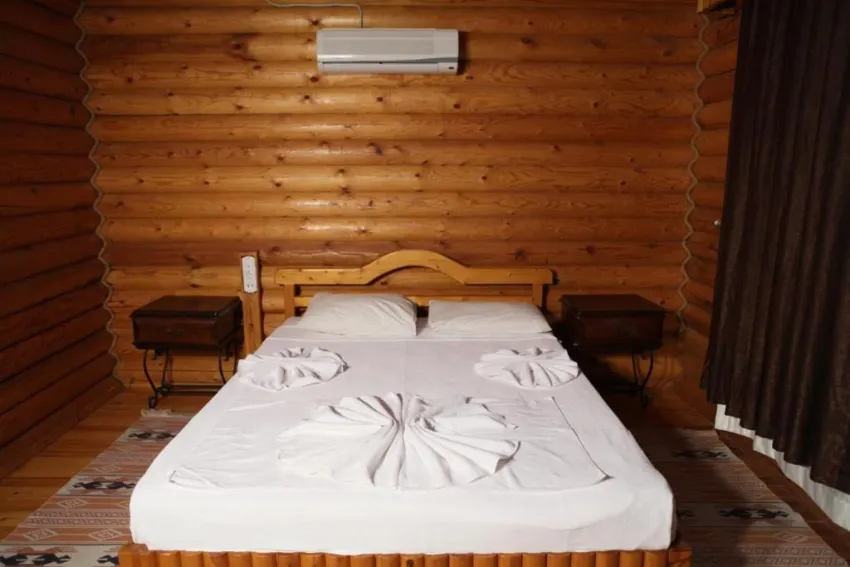 WOODLINE HOTEL  3*-3