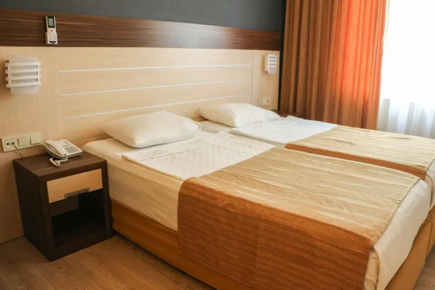 HAWAII SUIT BEACH HOTEL  3*-25