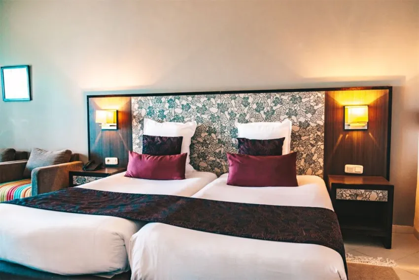 ROSA BEACH THALASSO & SPA  4*-9