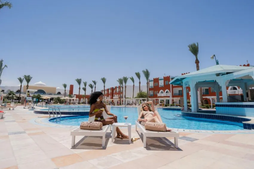 SUNRISE GARDEN BEACH RESORT  5*-41