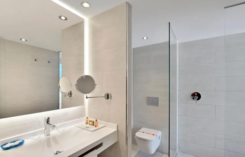 Hispania Hotel 3*-11