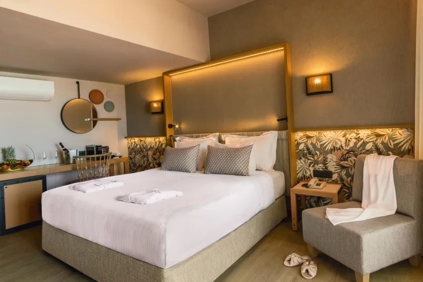 Zeus Eleva Mirabello Bay 5*-5