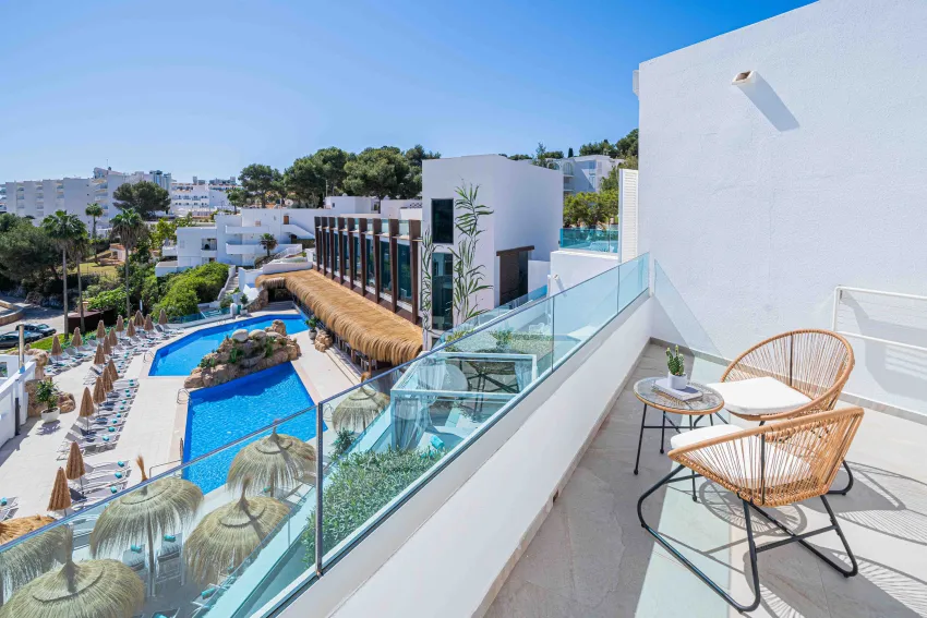 Marsenses Ferrera Blanca Adults Only 4*-21