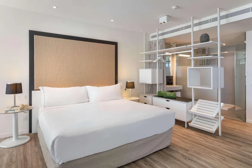 Melia South Beach 4*-332