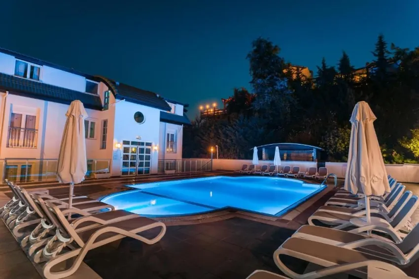 SIDE SU HOTEL (ADULT ONLY 16+)  4*-13