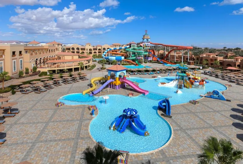 CHARMILLION GARDENS AQUA PARK  5*-3