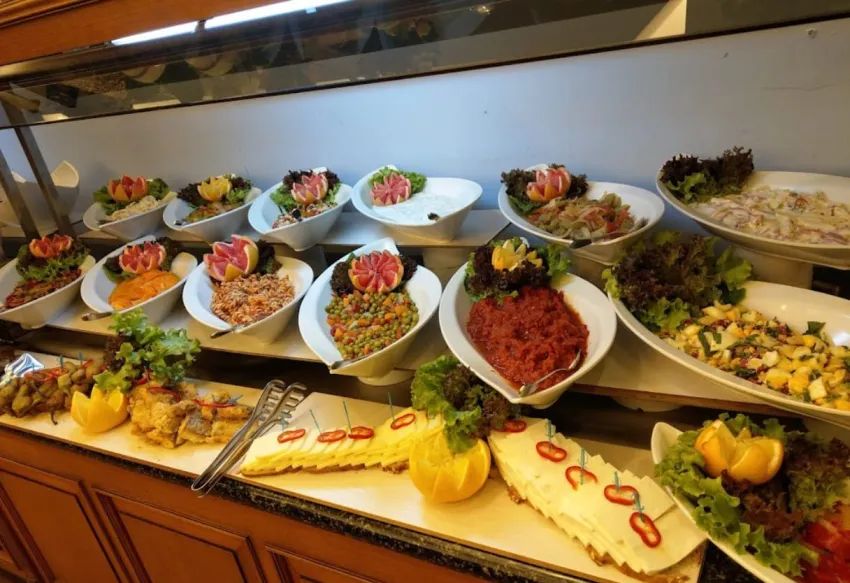 Sun Beach Hill Hotel 4*-5