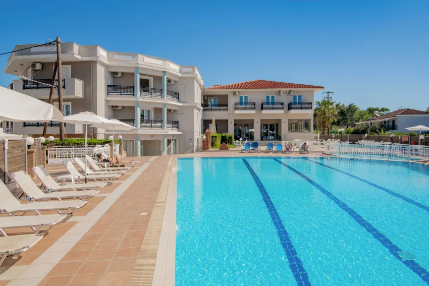 Karras Hotel 4*-8