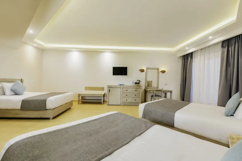 SUNRISE SOLARA AQUA PARK RESORT  4*-32