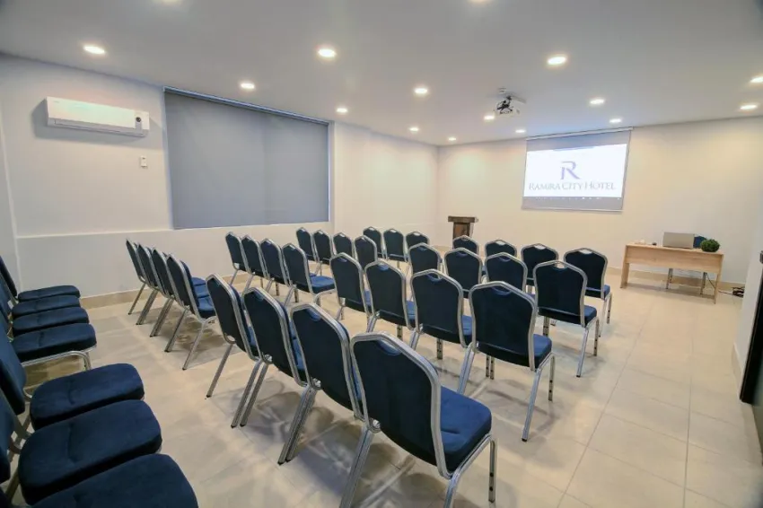 RAMIRA CITY HOTEL (ADULTS ONLY 16+)  4*-2