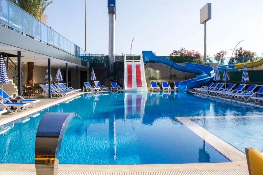 Relax Beach Hotel 4*-9