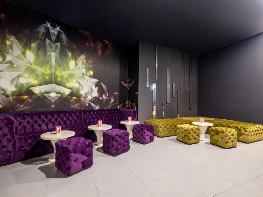 DIAMOND PREMIUM HOTEL & SPA  5*-18