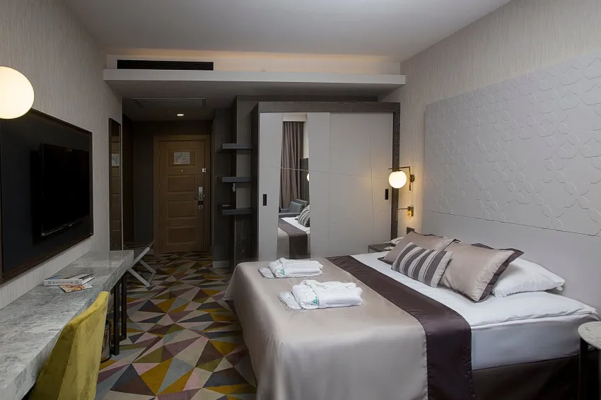 Fame Residence Lara 5*-7