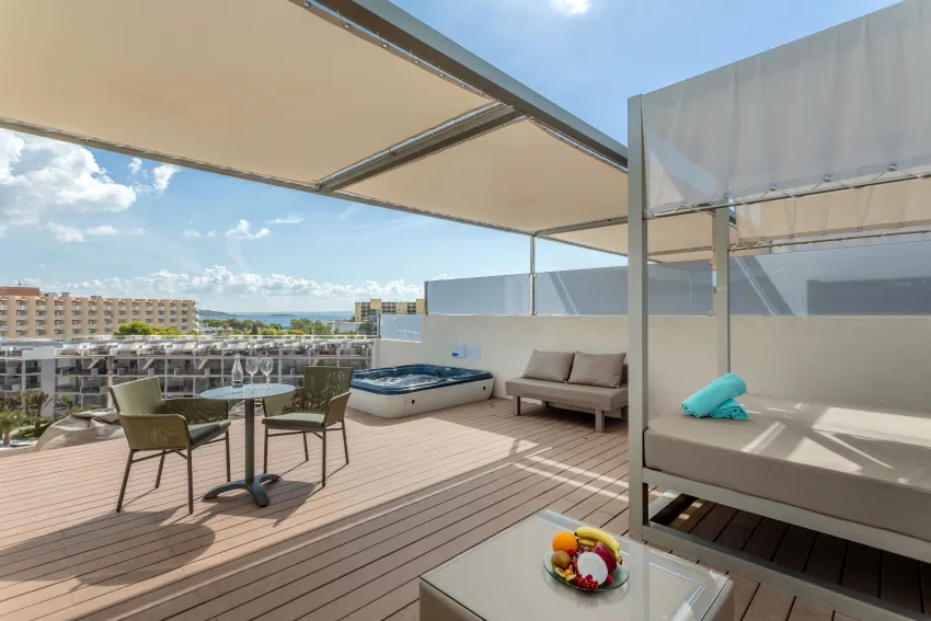 Zafiro Palace Palmanova 5*-246