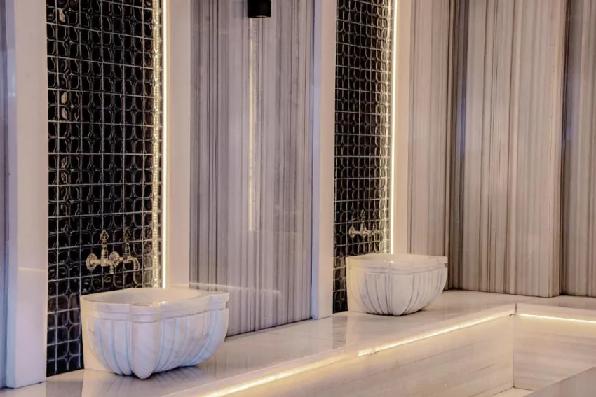LIU RESORTS  5*-6